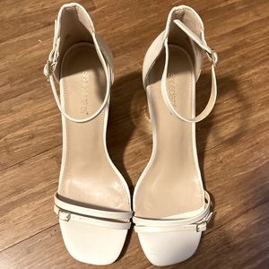 Melisande Cylinder Tan Heeled Sandal Size 12